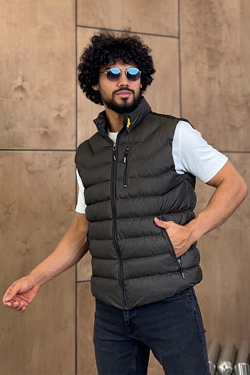 Жилет цвета хаки Parajumpers   