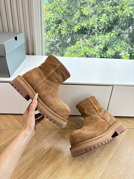 Женские замшевые ботинки с мехом Balenciaga Alaska Fur High Boot Premium - Chestnut