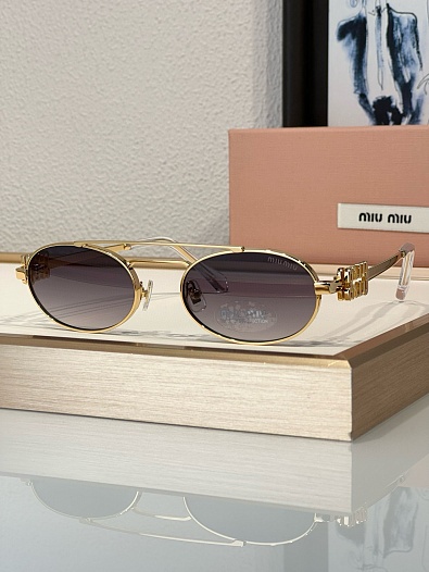 Женские солнцезащитные очки MIU MIU Oval   