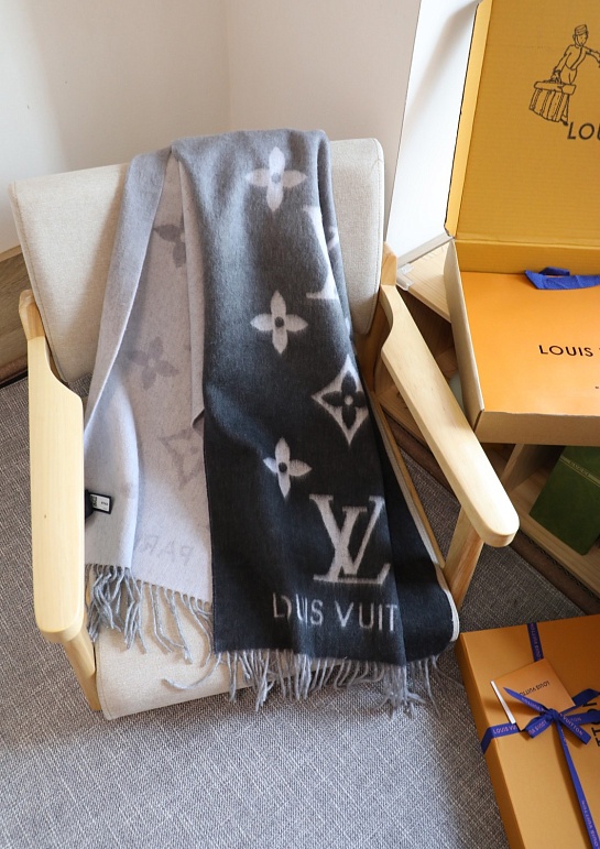 Шарф Louis Vuitton Reykjavik Gradient premium 200x48 см