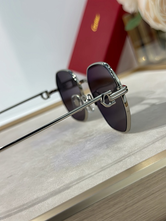 Солнцезащитные очки Cartier Premiere