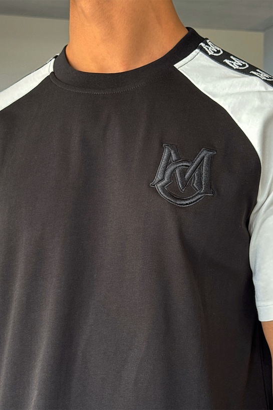 Мужская футболка Moncler чёрного цвета