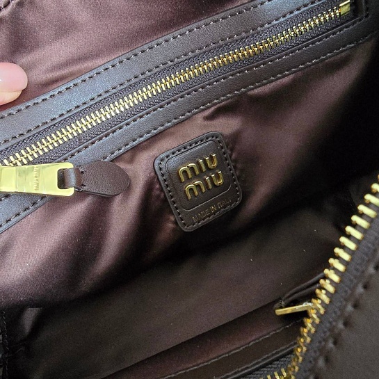 Кожаная сумка тоут MIU MIU Beau 36x21 см - Brown