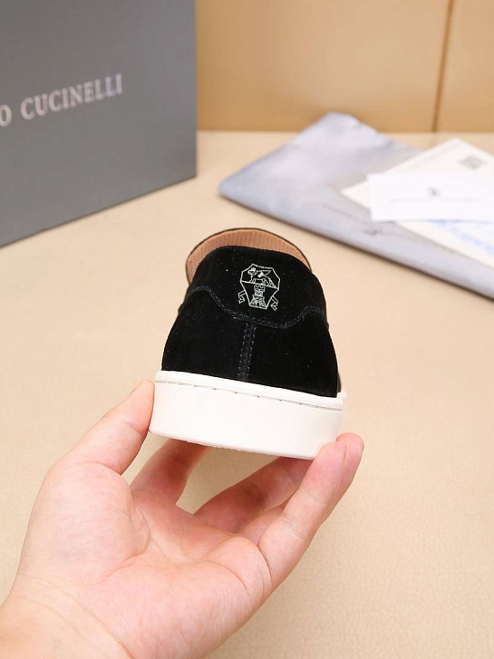 Мужские замшевые лоферы Brunello Cucinelli
