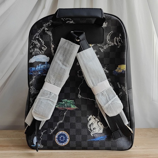 Кожаный рюкзак Louis Vuitton Discovery Damier 38x30x14 см