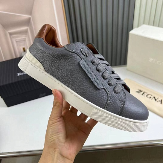 Кожаные кроссовки Ermenegildo Zegna серого цвета