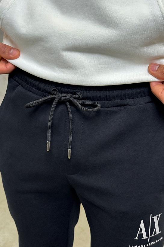 Чёрные спортивные штаны Armani Exchange white embroidery