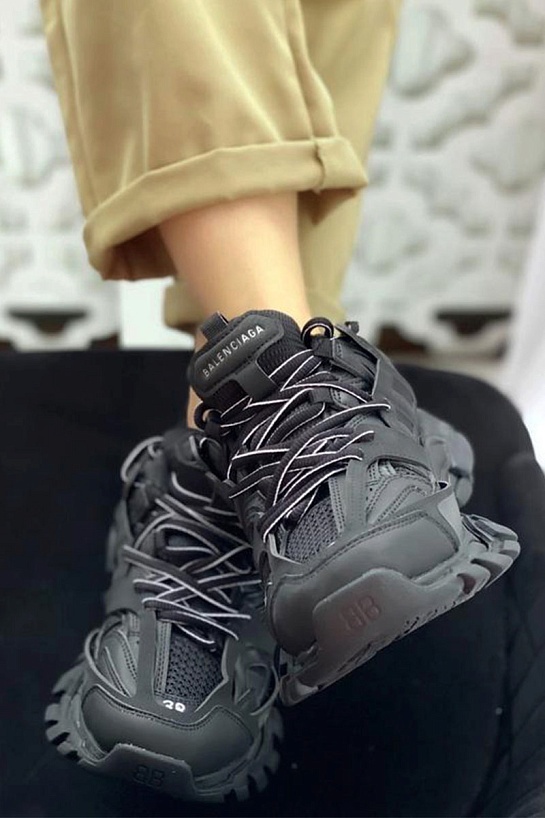 Кроссовки чёрного цвета Balenciaga Track Trainers