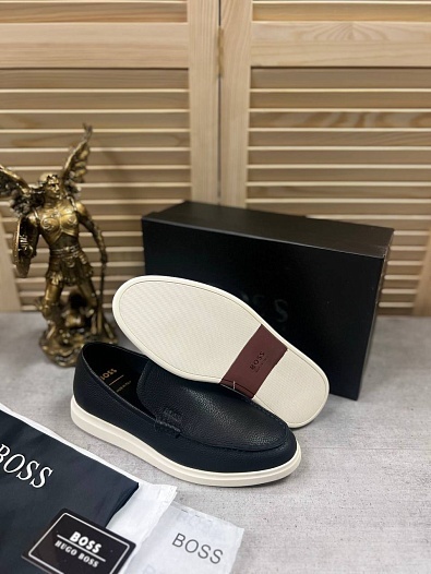 Кожаные лоферы Hugo Boss чёрного цвета   