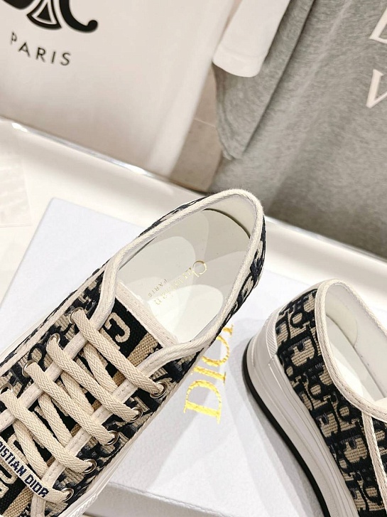 Женские кроссовки Dior Walk'n'Dior Oblique motif