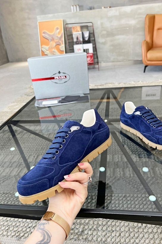 Замшевые кроссовки Prada logo-plaque - Blue