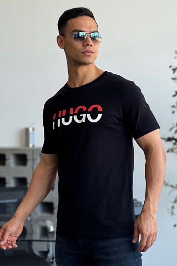 Мужская чёрная футболка Hugo Boss   