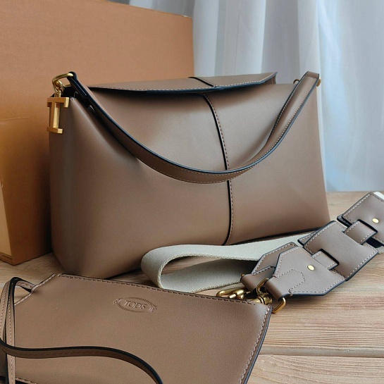 Женская сумка Tod's 33x16 см - Beige