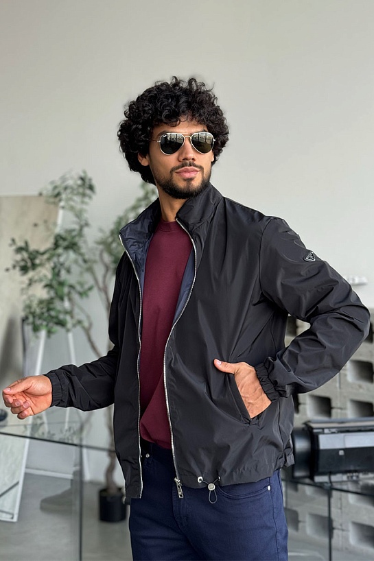 Двусторонняя ветровка Prada