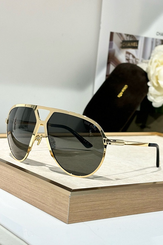 Солнцезащитные очки Tom Ford Xavier