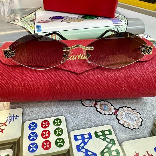 Солнцезащитные очки Cartier Panthere