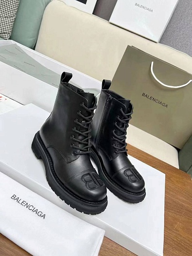 Женские кожаные ботинки Balenciaga чёрного цвета   