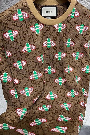 Брендовая оверсайз футболка Gucci GG logo all-over "Bee" - Brown   