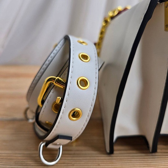 Кожаная сумка Prada Small Soft Sound 23x14 см