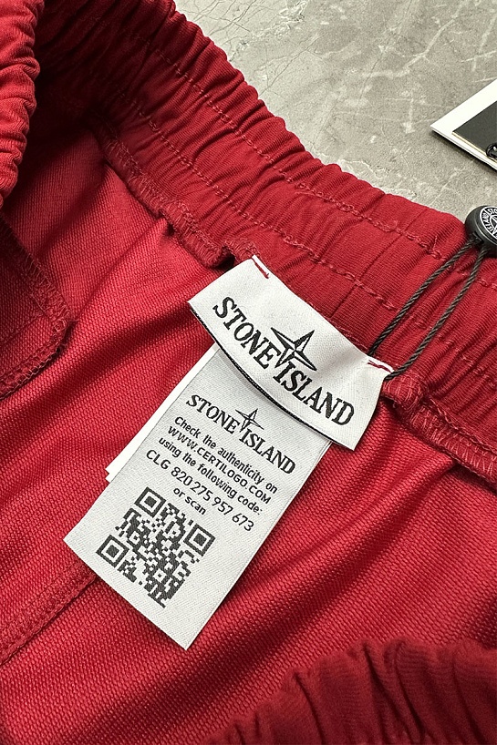 Мужские бордовые шорты Stone Island compass-patch
