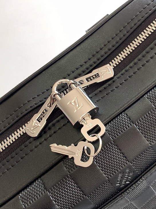 Кожаный портфель Louis Vuitton Premium 36.5x27.5x6 см