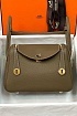 Женская кожаная сумка Hermes Lindy Premium 26x18x13 см - Olive