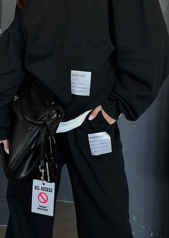 Женский чёрный оверсайз костюм Balenciaga