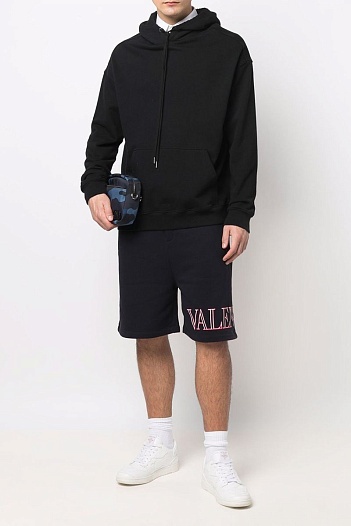 Мужские чёрные шорты Valentino   