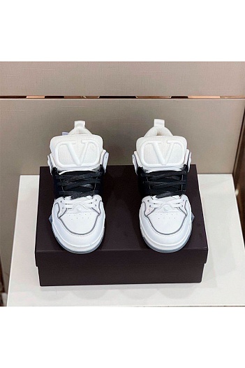 Мужские кожаные кроссовки Valentino   