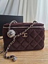 Замшевая косметичка Chanel 18x12 см