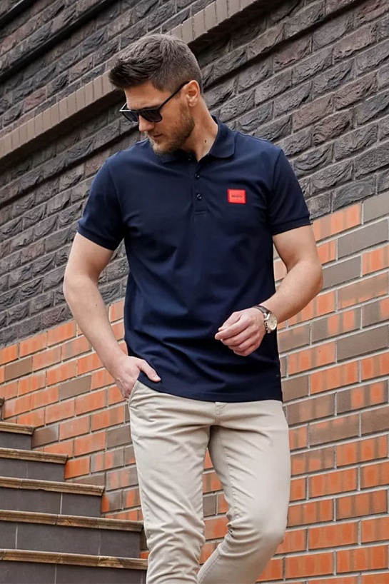 Мужское тёмно-синее поло Hugo Boss classic badge