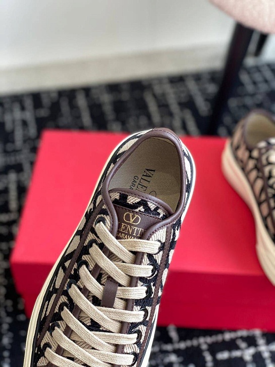 Женские кеды Valentino Toile Iconographe premium - Brown