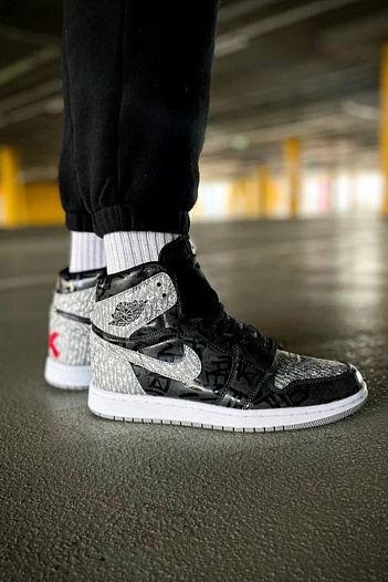 Кроссовки Nike Air Jordan 1 High "Rebellionaire"   