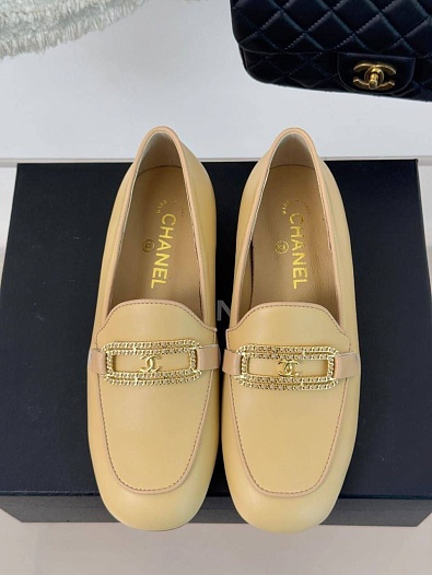 Женские кожаные лоферы Chanel premium   