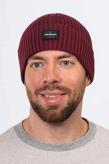 Шапка Calvin Klein logo-badge - Wine Berry   