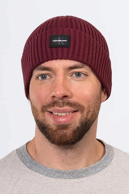 Шапка Calvin Klein logo-badge - Wine Berry