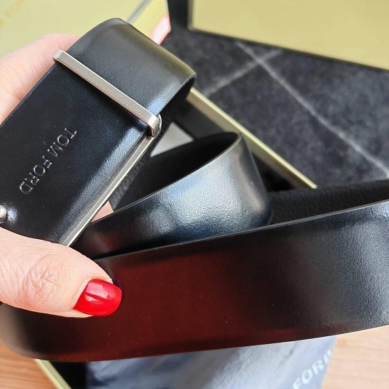 Двусторонний кожаный ремень Tom Ford  (длина 100 / 105 cм)