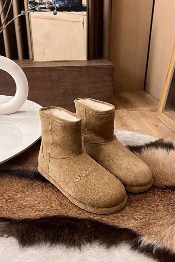 Замшевые угги Balenciaga с мехом   