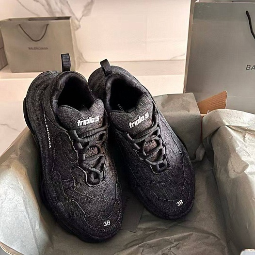 Женские кроссовки Balenciaga Triple S Premium - Black   