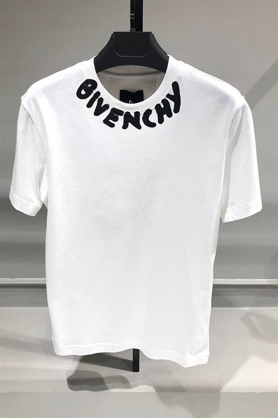 Белая оверсайз футболка Givenchy