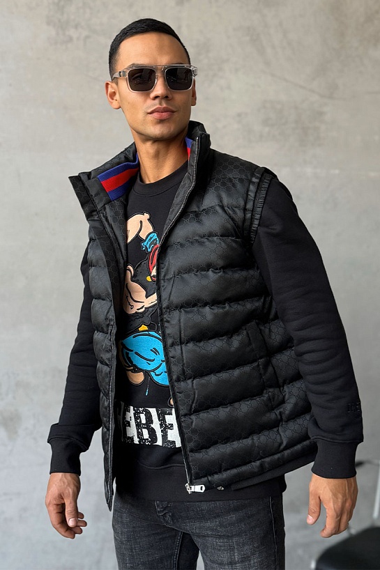 Жилет чёрного цвета Gucci GG monogram-pattern