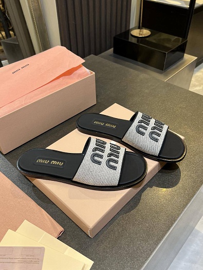 Женские кожаные шлёпанцы MIU MIU Premium - Black   