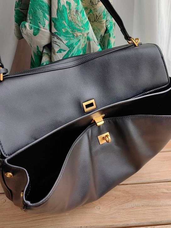 Женская сумка Balenciaga Rodeo 35x23 см (2 расцветки)