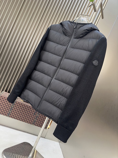 Мужская вязаная куртка Moncler logo-patch - Black   