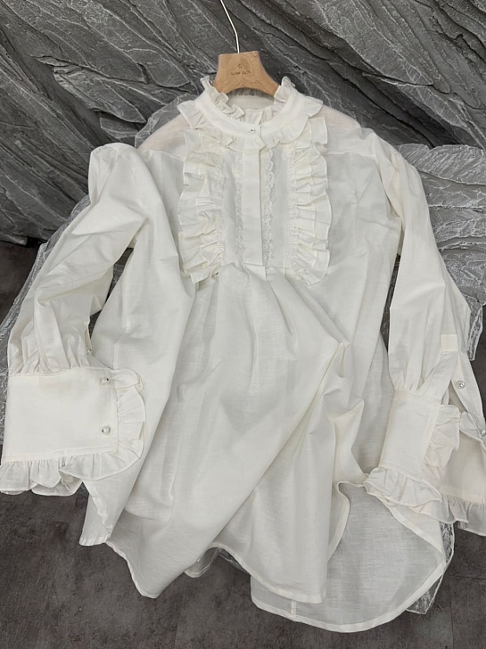 Женская белая рубашка Valentino