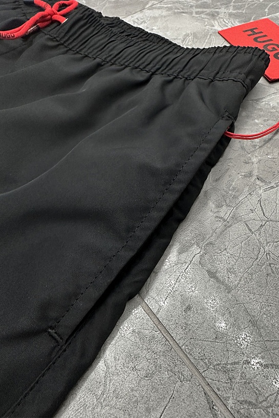 Мужские шорты Hugo Boss чёрного цвета