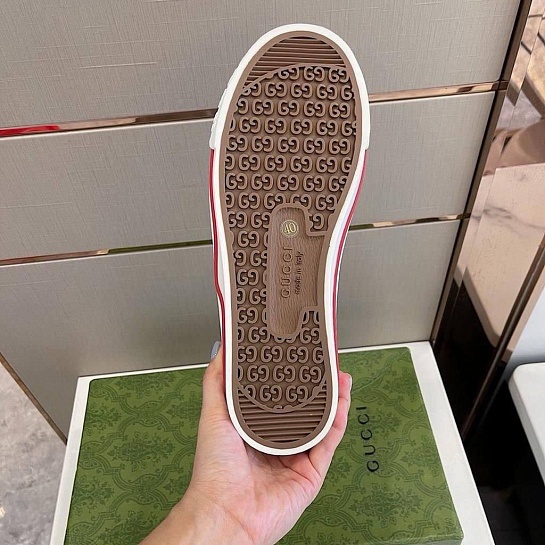 Мужские белые кроссовки Gucci