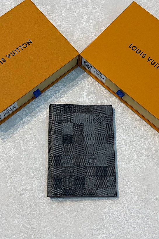 Кожаная обложка для паспорта Louis Vuitton Damoflage premium 14x10x2.5 см