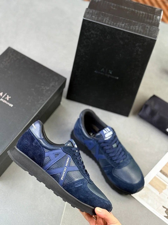 Кроссовки синего цвета Armani Exchange