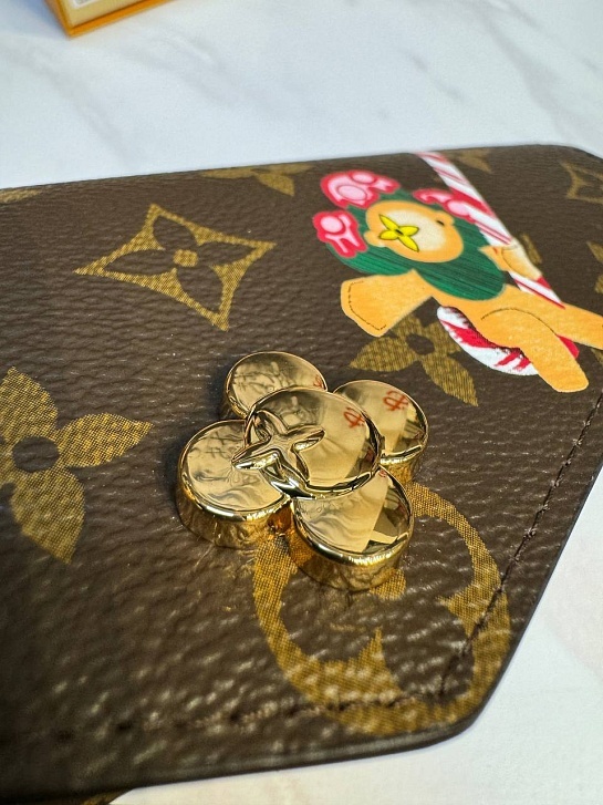 Кожаный кошелек Louis Vuitton Sarah Premium 10.5x2x19 см